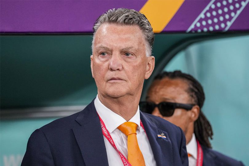 Luis Van Gaal Filosofi Permainannya Yang Strategis Dan Unik