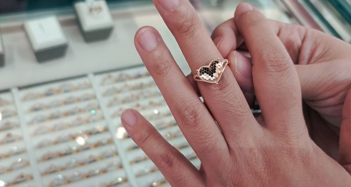 Cincin Kawin 2026: Era Main Tumpuk & Main Tekstur