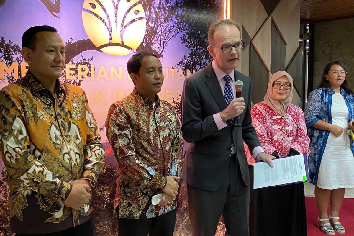 Inggris Gelontorkan Rp275 Miliar Demi Hijaukan Hutan Indonesia