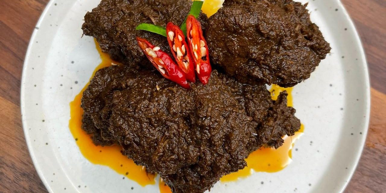 Gak Cuma Rendang! Ini Spot Wisata Padang Yang Viewnya Juara