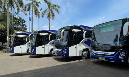 Kenapa Pesanan Karoseri Bus RI Anjlok 30%?